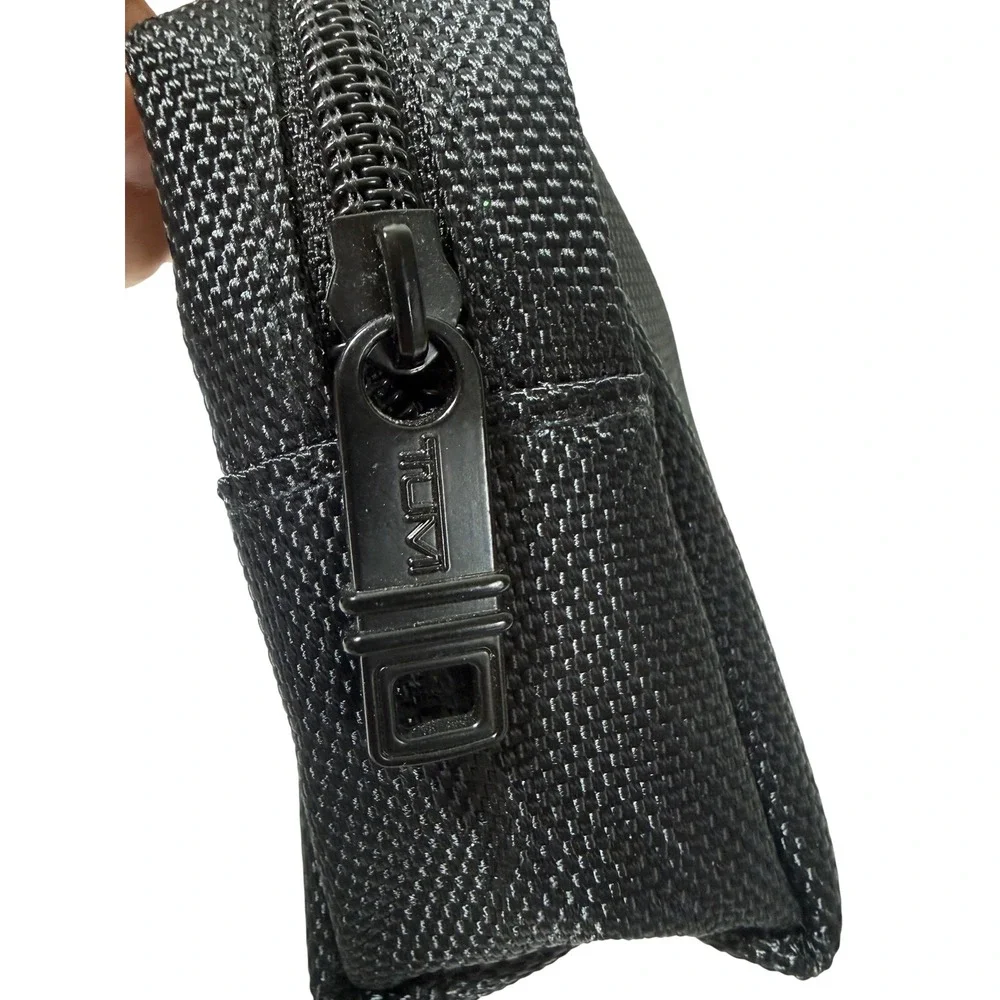 Tumi Delta Air Lines Black Ballistic Nylon Amenity Kit Travel Pouch Organizer